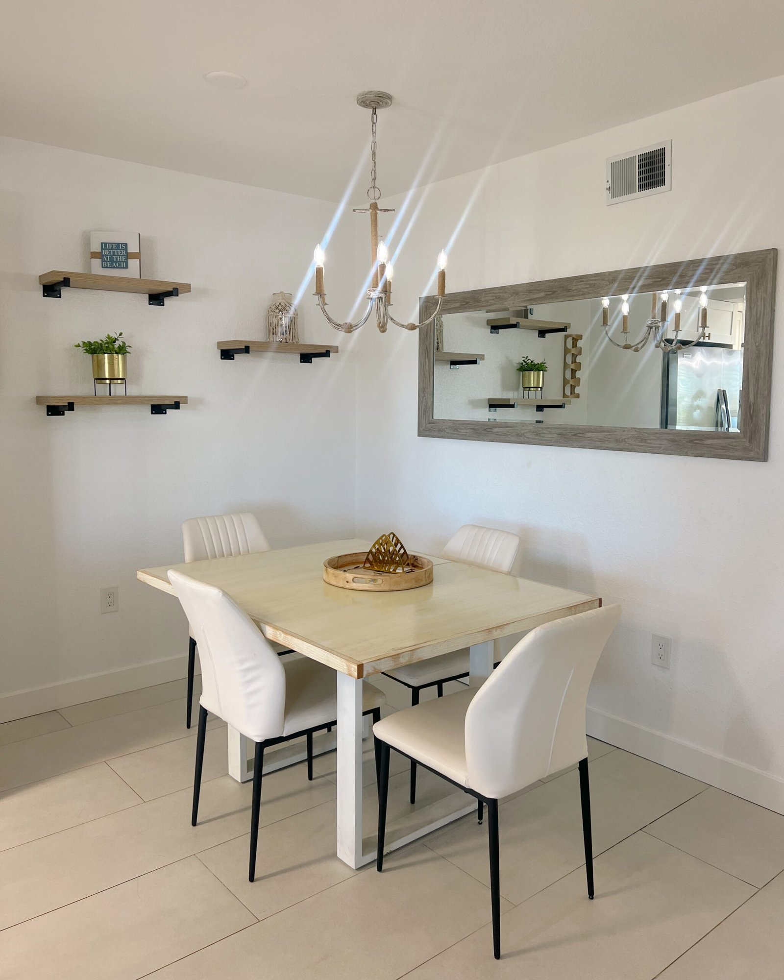 The Best Airbnb In Saint Pete Beach: Girls Weekend Approved