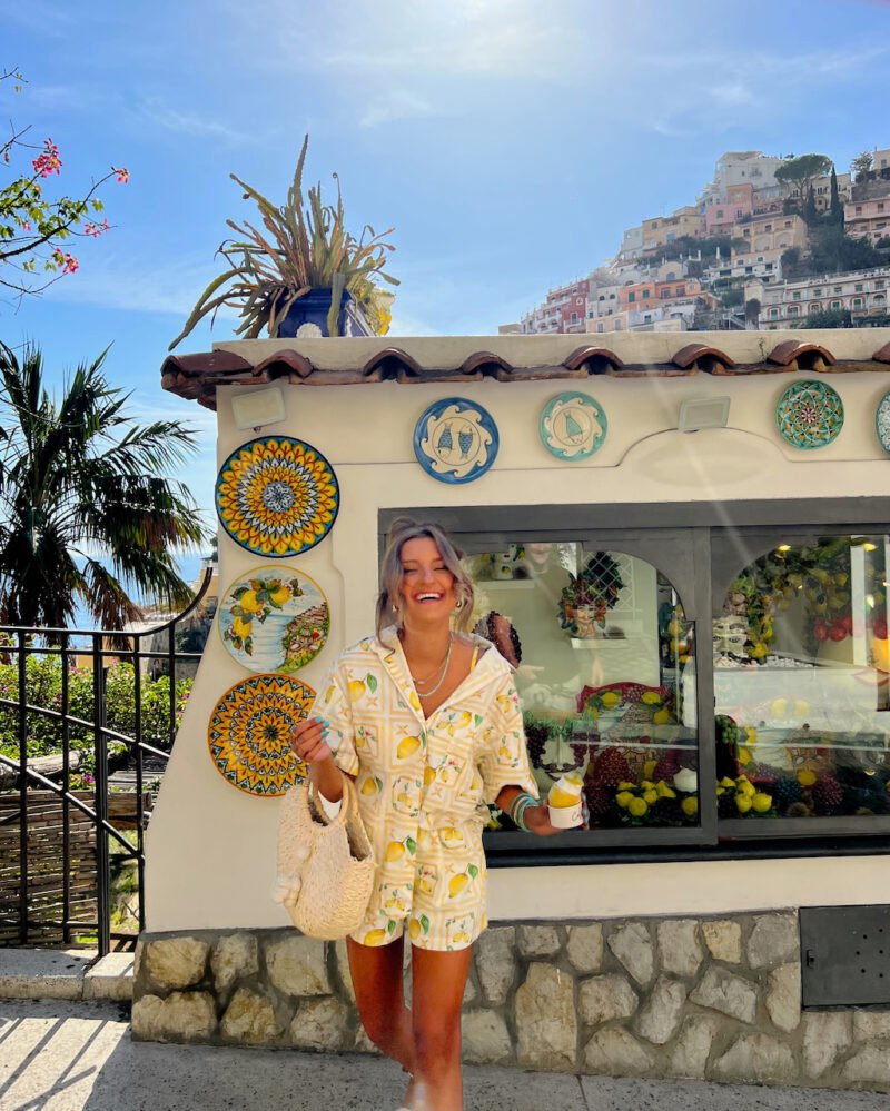 Positano outfit ideas, What to wear in amalfi coast, what to wear in Positano, amalfi coast vacation outfits, amalfi coast outfit ideas, Italy outfits, Italy outfit ideas, fall Italy outfit ideas, fall amalfi coast outfits, fall Positano outfits, European summer outfit ideas, Italian summer outfit ideas, Packing for Italy, Italy summer style, Outfit ideas for Italy trip, Amalfi coast summer fashion, Italian vacation style, What to pack for amalfi coast, Warm-weather vacation style, European summer outfit ideas,