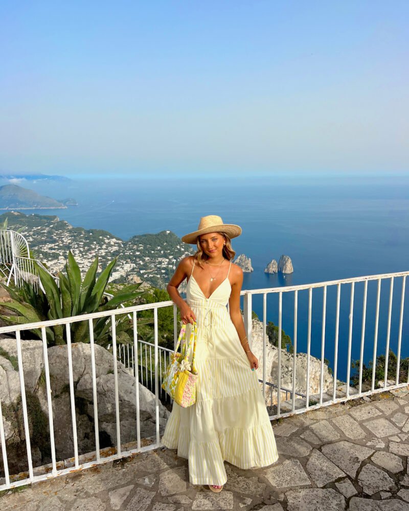 Positano outfit ideas, What to wear in amalfi coast, what to wear in Positano, amalfi coast vacation outfits, amalfi coast outfit ideas, Italy outfits, Italy outfit ideas, fall Italy outfit ideas, fall amalfi coast outfits, fall Positano outfits, European summer outfit ideas, Italian summer outfit ideas, Packing for Italy, Italy summer style, Outfit ideas for Italy trip, Amalfi coast summer fashion, Italian vacation style, What to pack for amalfi coast, Warm-weather vacation style, European summer outfit ideas,