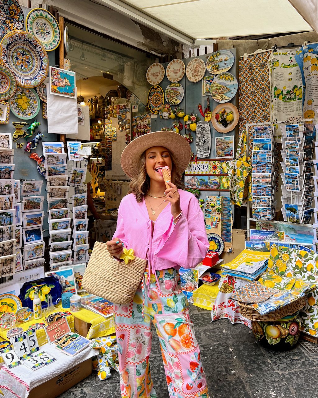 Positano outfit ideas, What to wear in amalfi coast, what to wear in Positano, amalfi coast vacation outfits, amalfi coast outfit ideas, Italy outfits, Italy outfit ideas, fall Italy outfit ideas, fall amalfi coast outfits, fall Positano outfits, European summer outfit ideas, Italian summer outfit ideas, Packing for Italy, Italy summer style, Outfit ideas for Italy trip, Amalfi coast summer fashion, Italian vacation style, What to pack for amalfi coast, Warm-weather vacation style, European summer outfit ideas,
