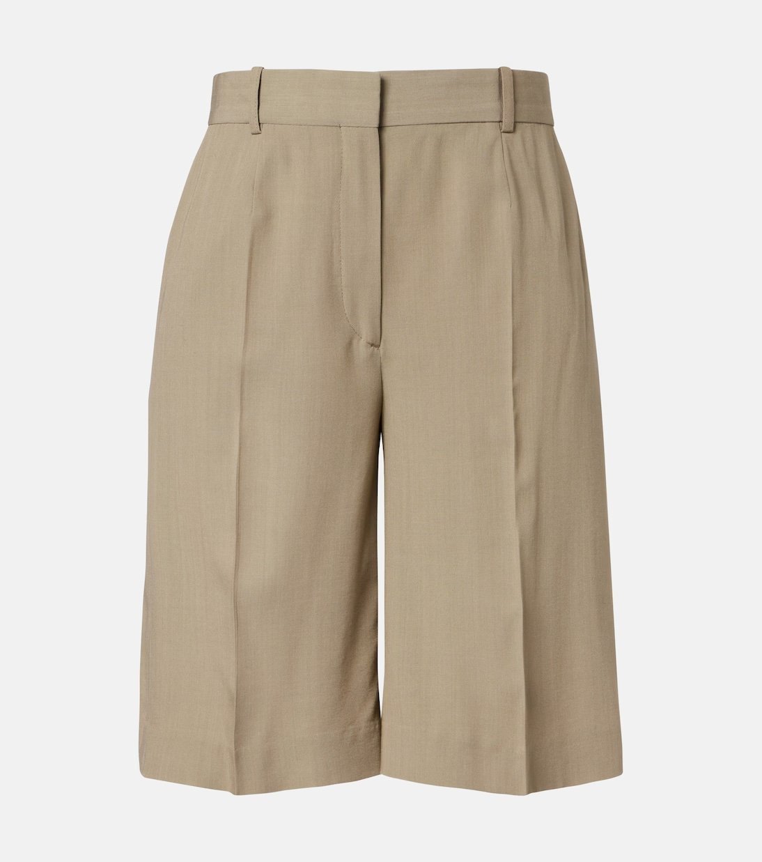 Toteme, High-Rise Bermuda Shorts in Beige - Toteme